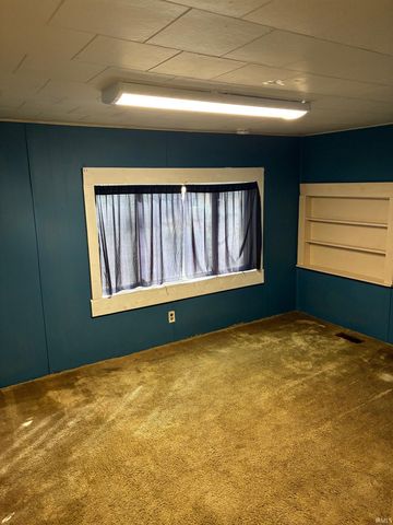 120 E Swartzel Avenue, Vincennes, IN 47591