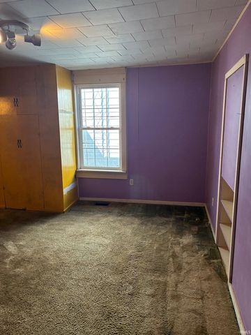 120 E Swartzel Avenue, Vincennes, IN 47591