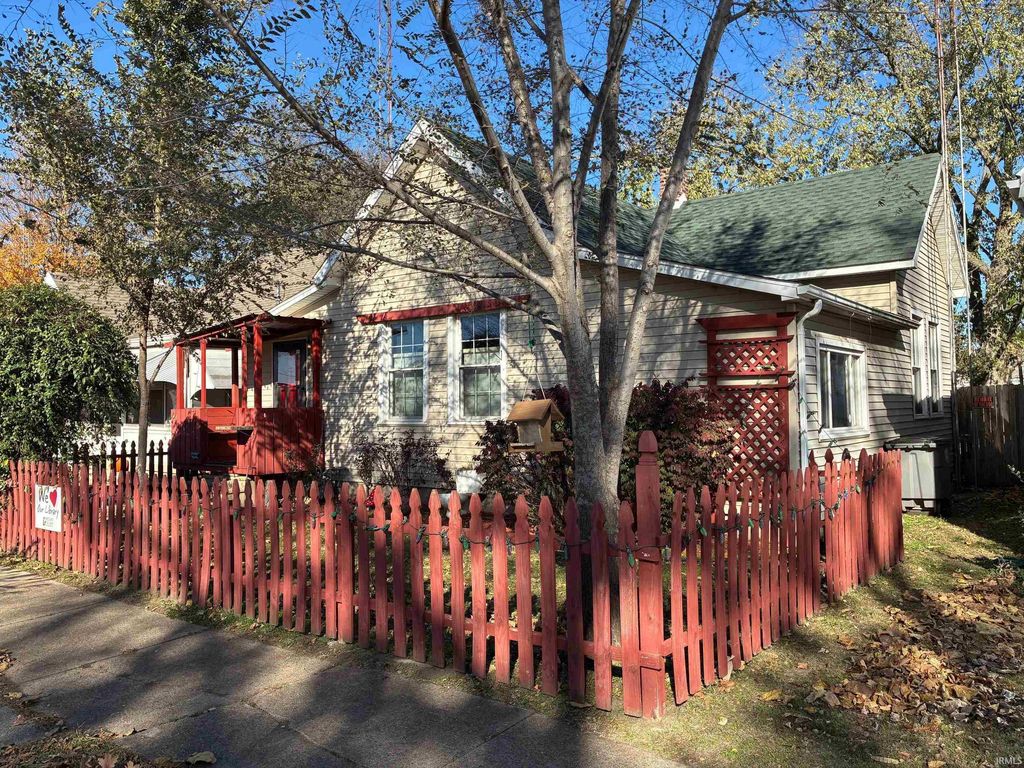 120 E Swartzel Avenue, Vincennes, IN 47591