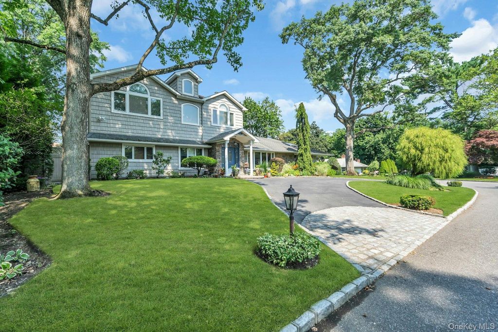18 Regent Place, Roslyn, NY 11576 — photo 4