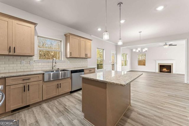 662 Forest Way, Cornelia, GA 30531