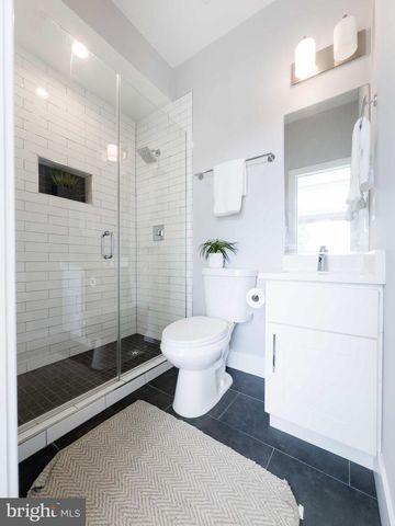 711 15TH ST NE #4, Washington, DC 20002