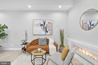 711 15TH ST NE #4, Washington, DC 20002