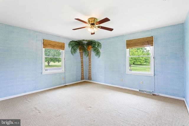 6 MELISSA LANE, Pilesgrove, NJ 08098