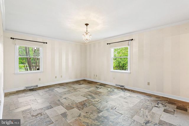 6 MELISSA LANE, Pilesgrove, NJ 08098