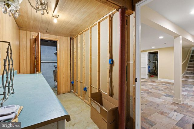 6 MELISSA LANE, Pilesgrove, NJ 08098