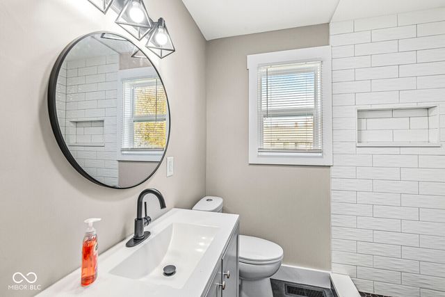 5349 E 19th Place, Indianapolis, IN 46218