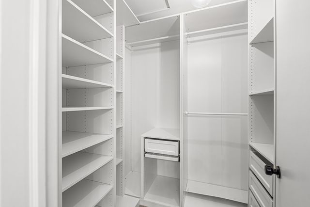 5012 W 92nd Avenue, Crown Point, IN 46307