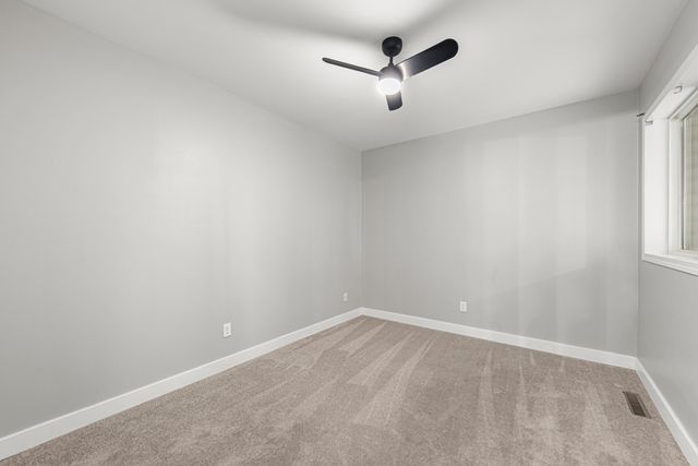 5012 W 92nd Avenue, Crown Point, IN 46307