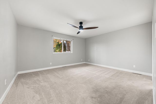 5012 W 92nd Avenue, Crown Point, IN 46307