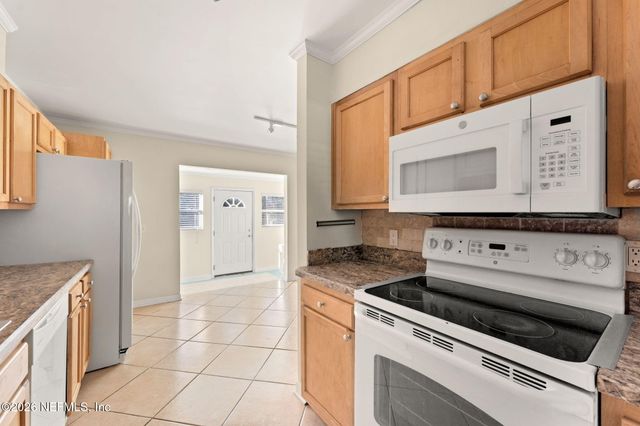 836 CAVALLA Road, Atlantic Beach, FL 32233