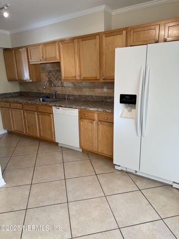 836 CAVALLA Road, Atlantic Beach, FL 32233