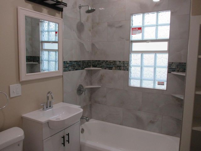 3741 N 25th STREET, Milwaukee, WI 53206