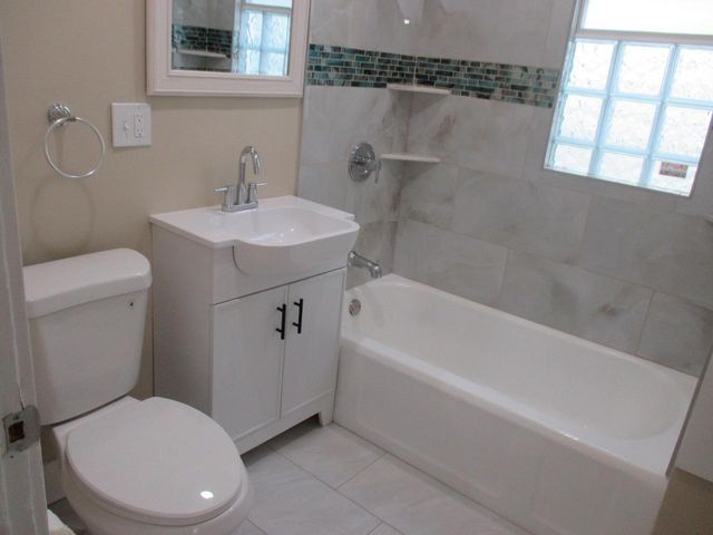 3741 N 25th STREET, Milwaukee, WI 53206