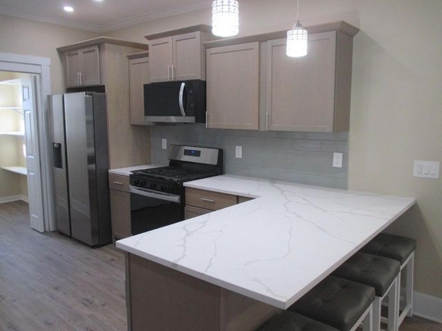 3741 N 25th STREET, Milwaukee, WI 53206