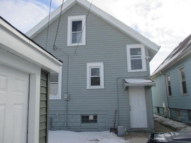 3741 N 25th STREET, Milwaukee, WI 53206