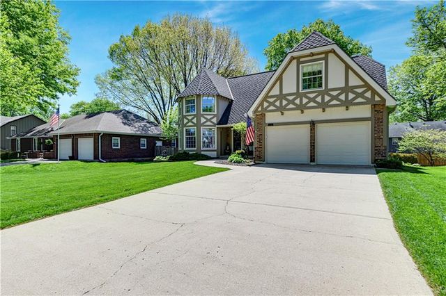 16629 W 146 Terrace, Olathe, KS 66062