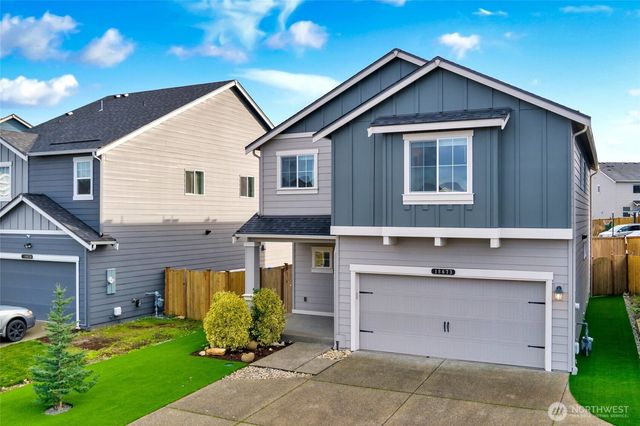 18673 106th Avenue Ct E, Puyallup, WA 98374