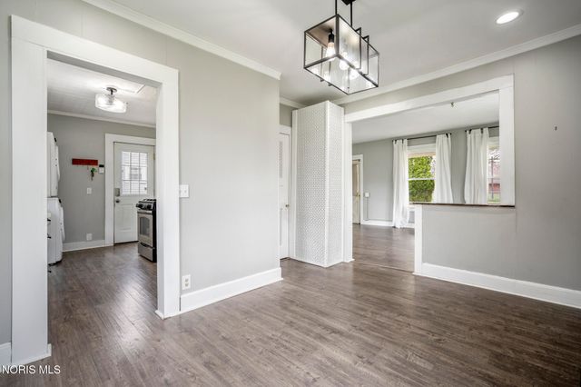 715 Carew Lane, Maumee, OH 43537