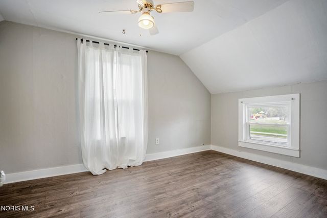 715 Carew Lane, Maumee, OH 43537