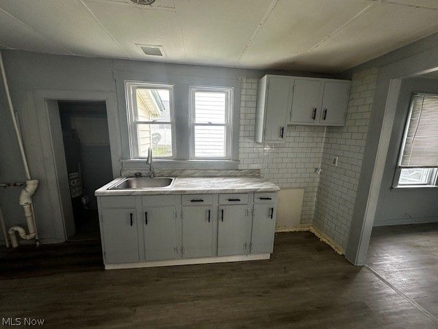 1470 E 332nd, Eastlake, OH 44095