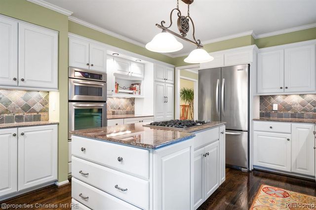 660 Woodland Street, Birmingham, MI 48009