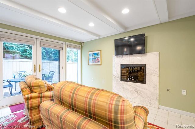 660 Woodland Street, Birmingham, MI 48009