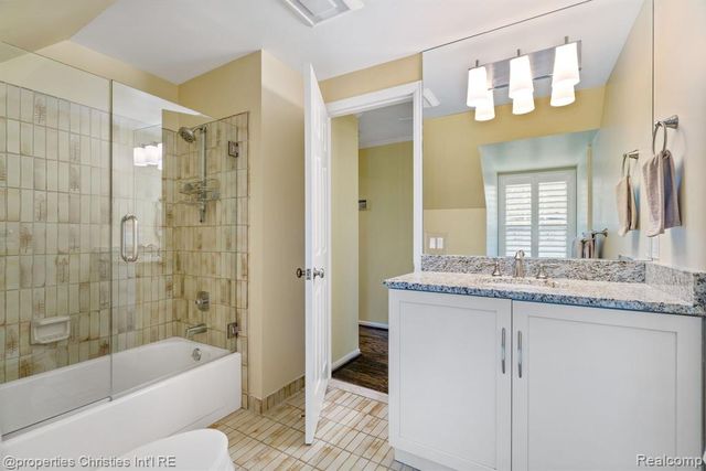 660 Woodland Street, Birmingham, MI 48009