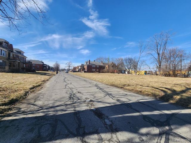 615 W Brentwood Street, Highland Park, MI 48203