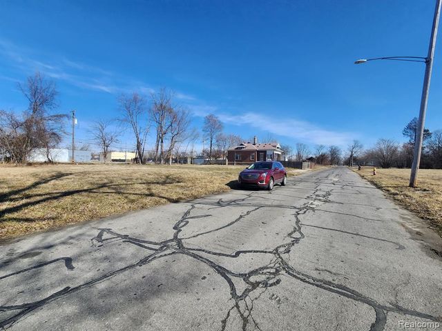 615 W Brentwood Street, Highland Park, MI 48203