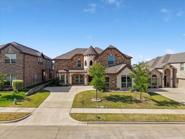 118 Red Pine Drive, Red Oak, TX 75154