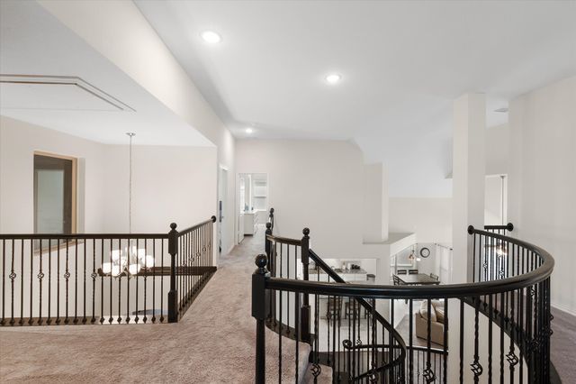118 Red Pine Drive, Red Oak, TX 75154