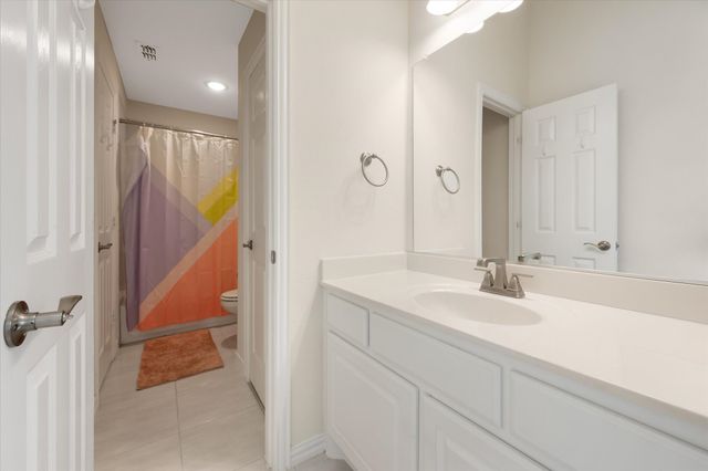 118 Red Pine Drive, Red Oak, TX 75154