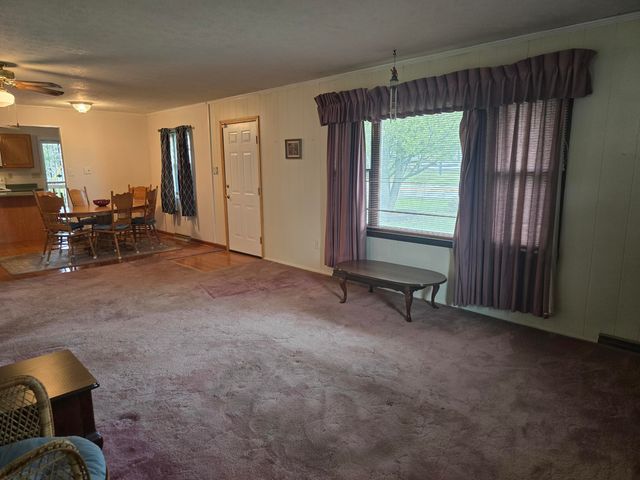 3970 Dixie HWY, Dry Ridge, KY 41035