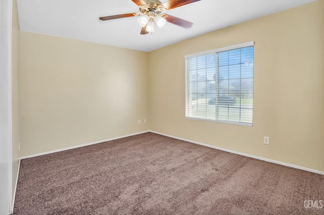 11518 Show Ring Lane, Bakersfield, CA 93312
