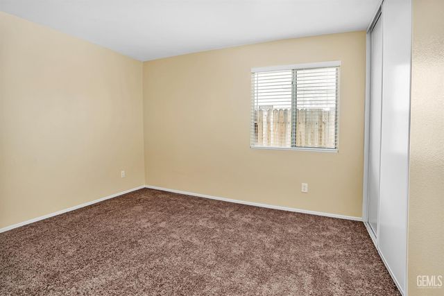 11518 Show Ring Lane, Bakersfield, CA 93312