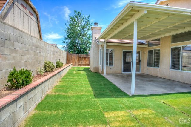 11518 Show Ring Lane, Bakersfield, CA 93312