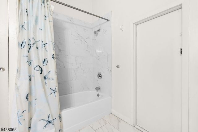 116 N 1St St Cv, Paterson City, NJ 07522