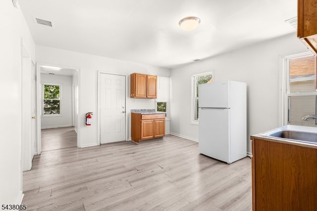 116 N 1St St Cv, Paterson City, NJ 07522