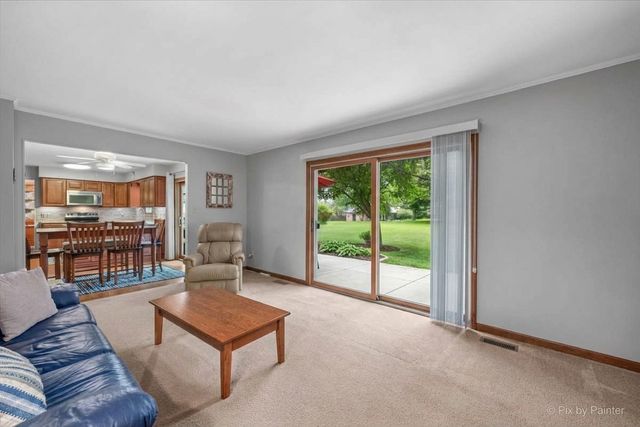 4402 FOX CREEK Drive, Crystal Lake, IL 60012