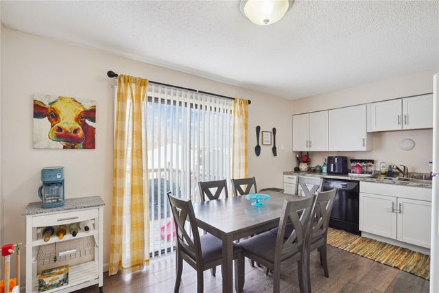 4236 Boyd Street, Des Moines, IA 50317