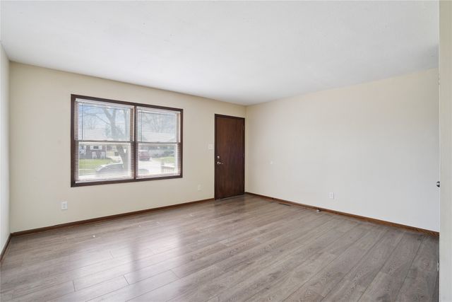 4236 Boyd Street, Des Moines, IA 50317