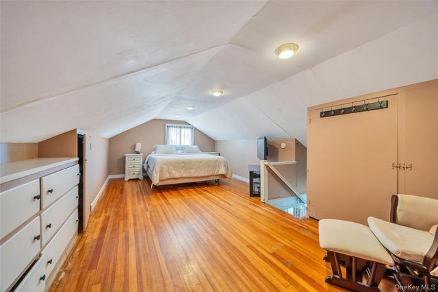 11 Irving Place, Islip Terrace, NY 11752