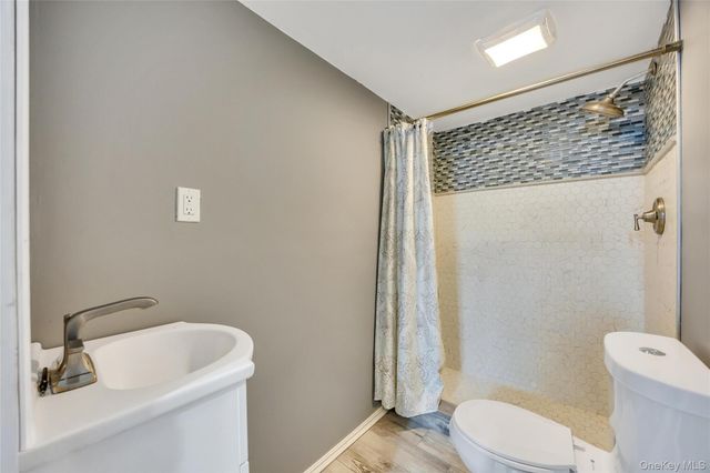 11 Irving Place, Islip Terrace, NY 11752