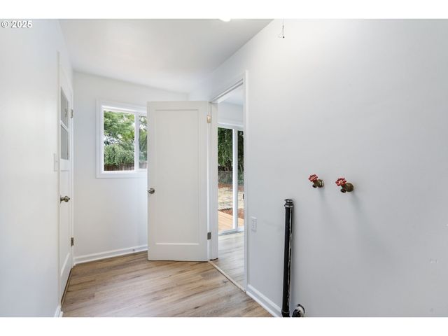 815 Ne 14TH St, Mc Minnville, OR 97128