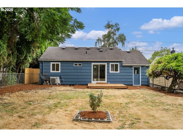 815 Ne 14TH St, Mc Minnville, OR 97128