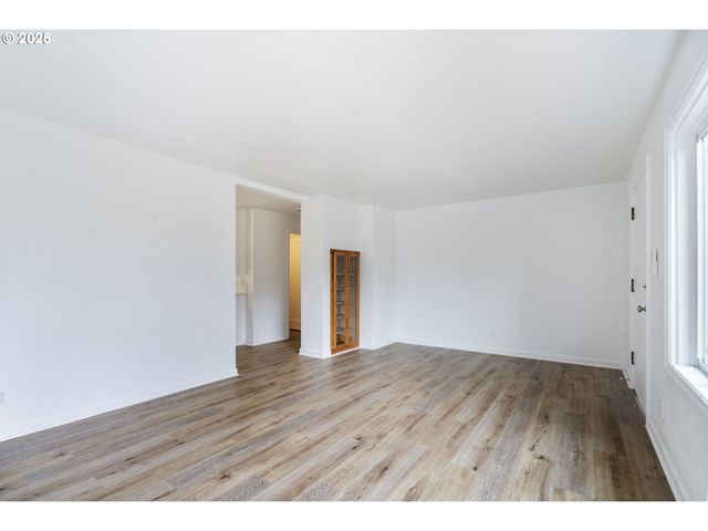 815 Ne 14TH St, Mc Minnville, OR 97128