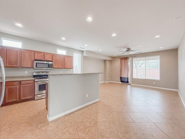 35115 N 34th Avenue, Phoenix, AZ 85086