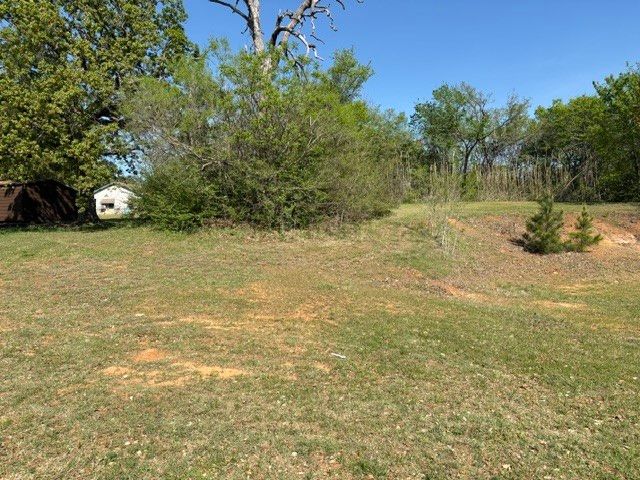 1918 S Mirick Avenue, Denison, TX 75020