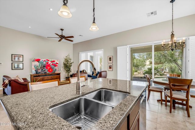 62912 E Sandlewood Road, Tucson, AZ 85739